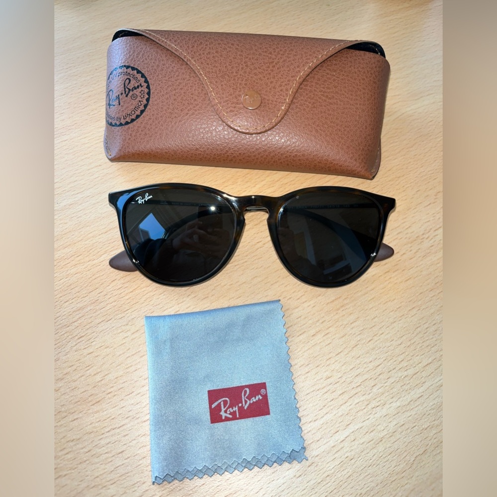 Erika Classic Ray-Ban Brown Tortoiseshell